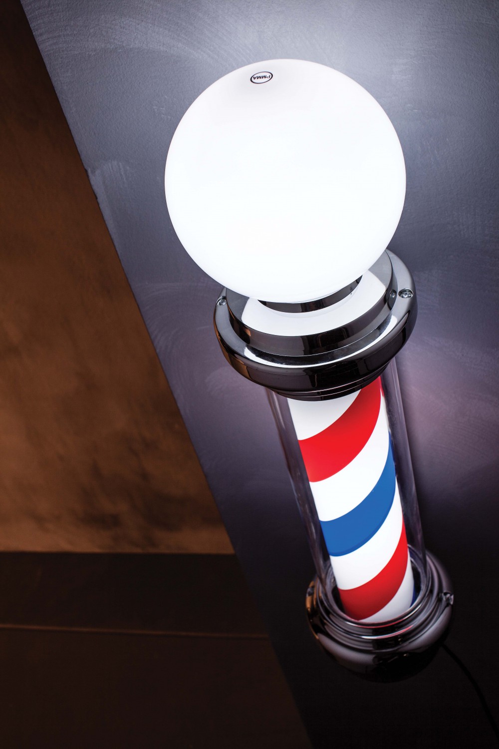  XanitaliaPro Barber Lux illuminating barber’s sign 